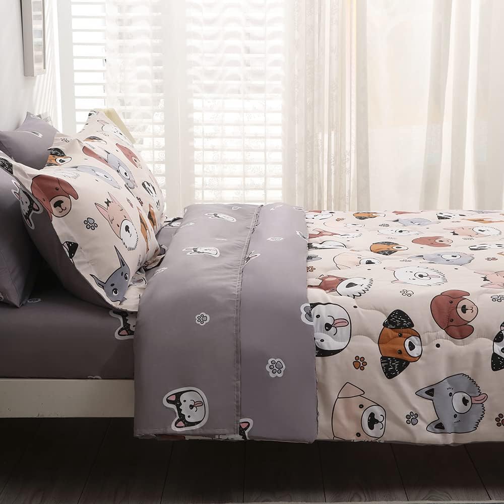 Kids Comforter Set 7 Piece Bedding Cute Dog Cartoon Animal Bed Microfiber Comforter Queen Size All Season (1 Comforter, 1 Flat Sheet, 1 Fitted Sheet, 4 Pillowcase)